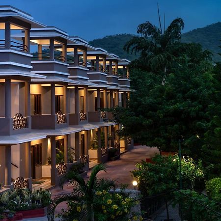Araliayas Resort & Spa Udajpur Zewnętrze zdjęcie