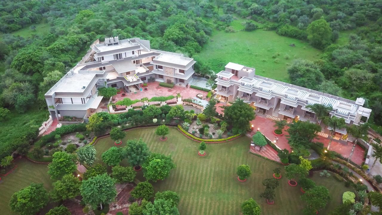Araliayas Resort & Spa Udajpur Zewnętrze zdjęcie